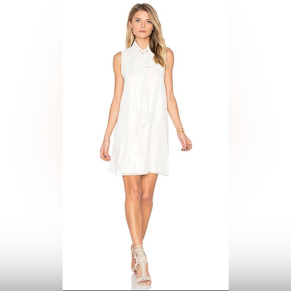 BCBG Shift Dress 🤍 - Picture 16 of 16